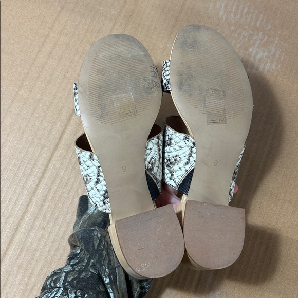 Madewell The Kiera Mule Sandal in Snake Embossed Leather Size 9 - Picture 3 of 5